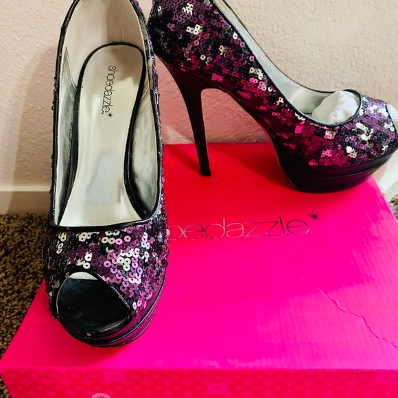 Shoedazzle Saga purple heels - Picture 2 of 3